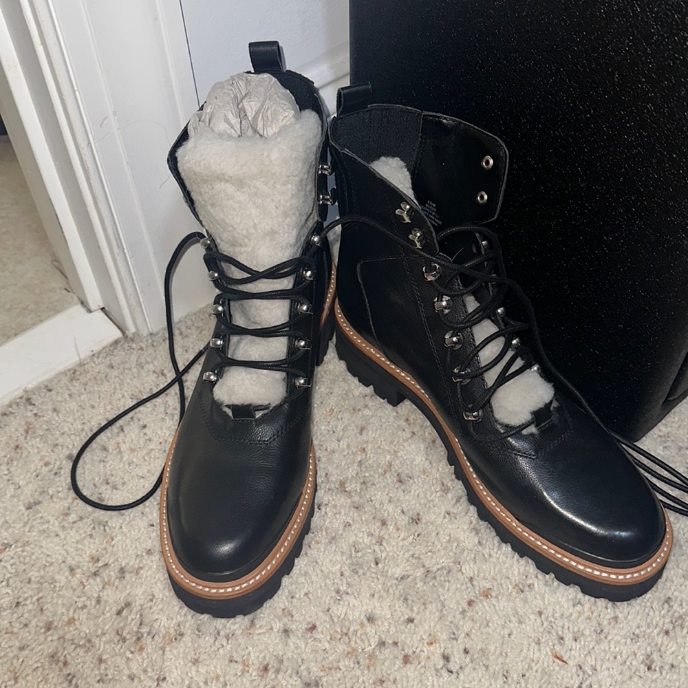 BRAND NEW MARC FISHER IZZIE BOOTS